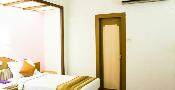 Hotel Park Central Koregaon Park Púna Kültér fotó