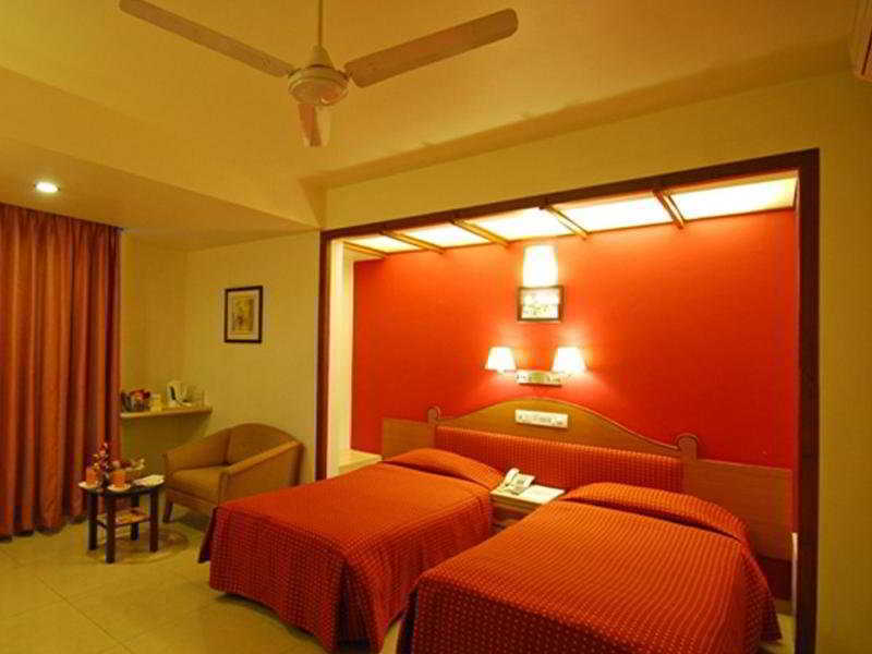 Hotel Park Central Koregaon Park Púna Szoba fotó