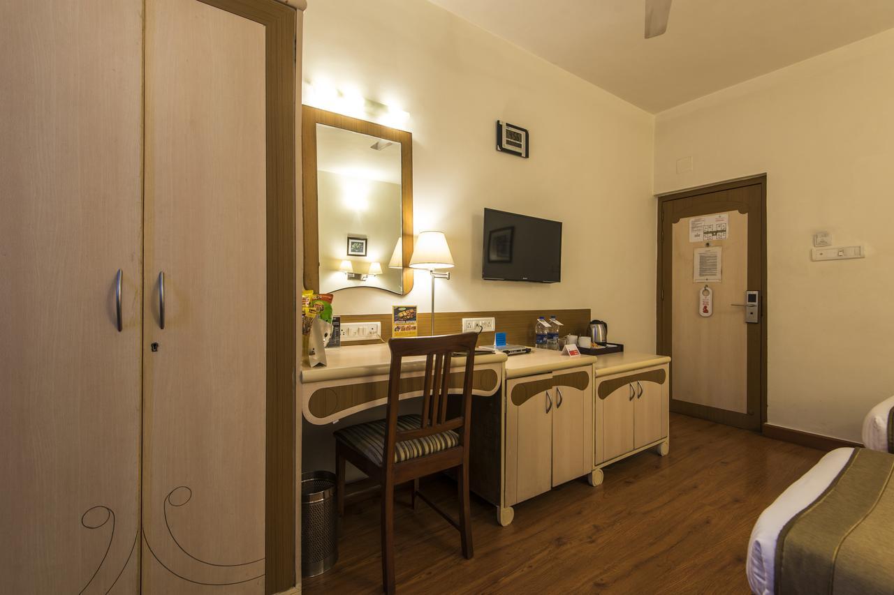 Hotel Park Central Koregaon Park Púna Kültér fotó