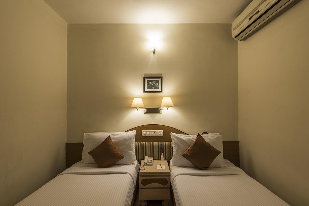 Hotel Park Central Koregaon Park Púna Kültér fotó