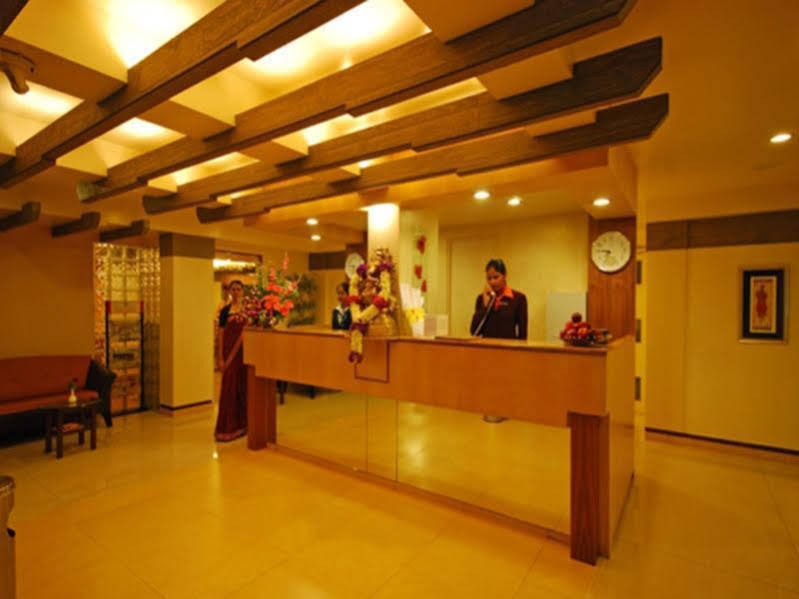Hotel Park Central Koregaon Park Púna Kültér fotó